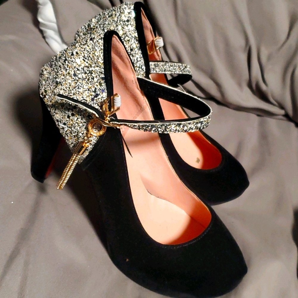Dressy black shoes